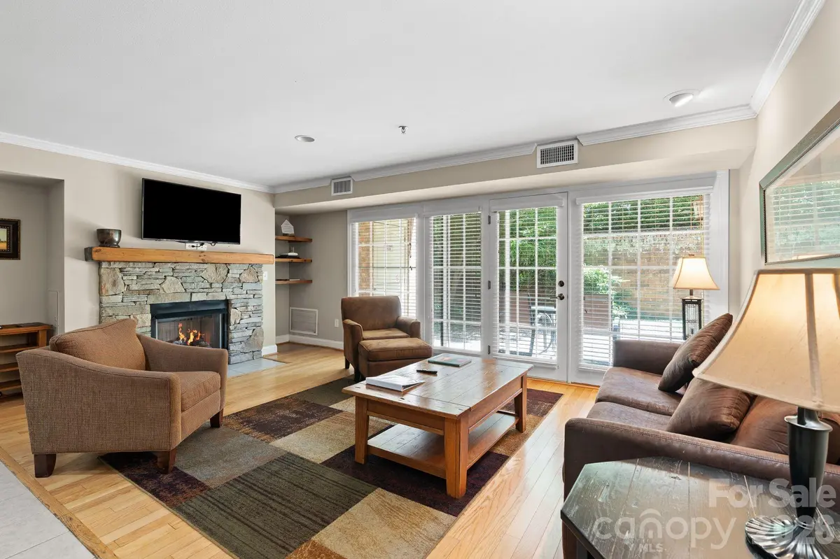 201 Bowling Park RD, Asheville, NC 28803