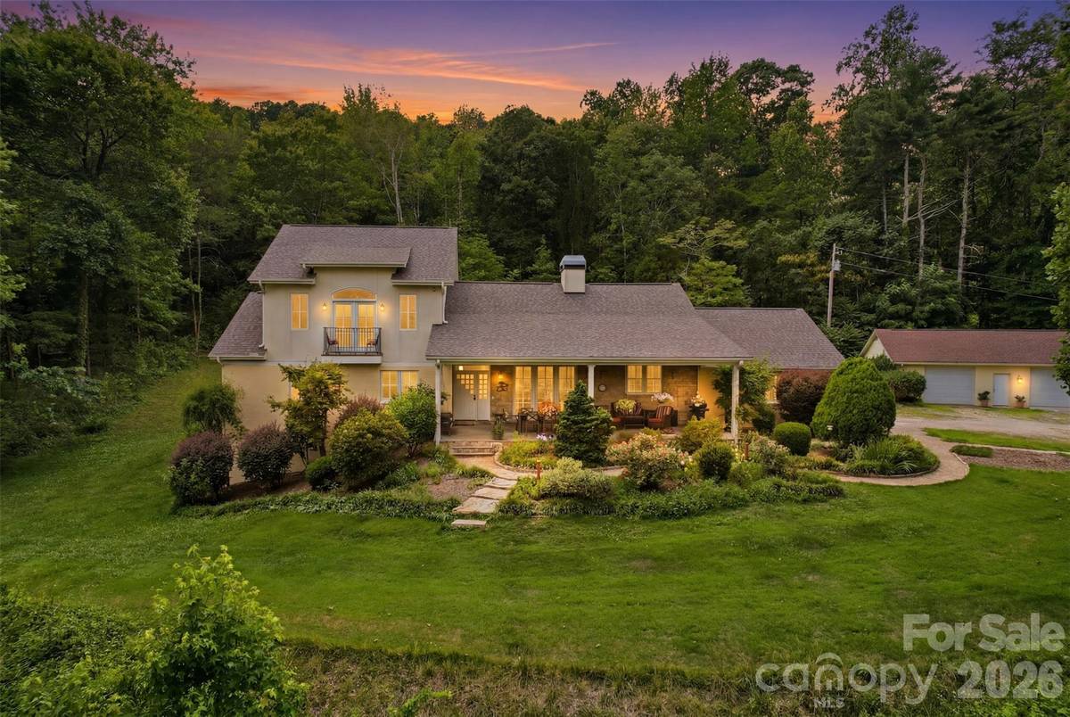811 Butter ST, Landrum, SC 29356