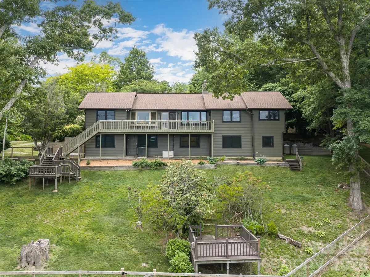 243 Pioneer Ridge RD, Canton, NC 28716