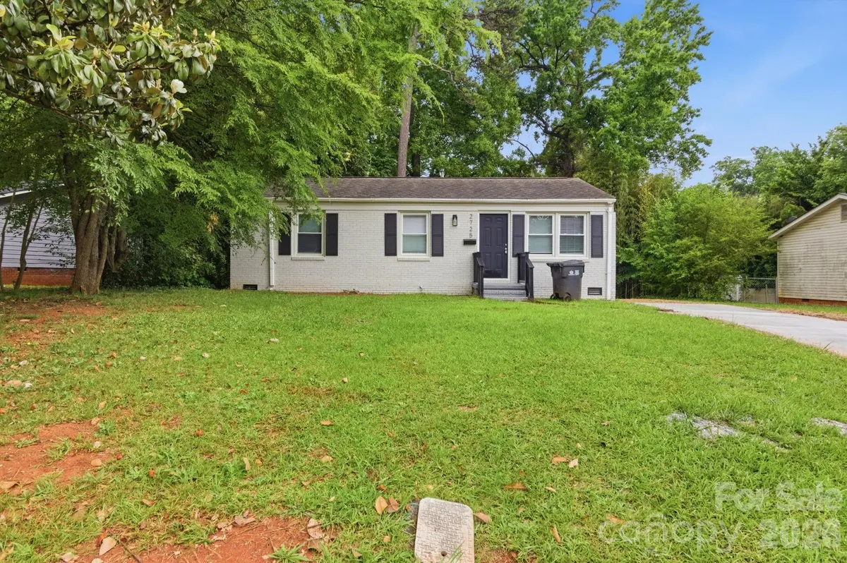 2725 Thornton RD, Charlotte, NC 28208