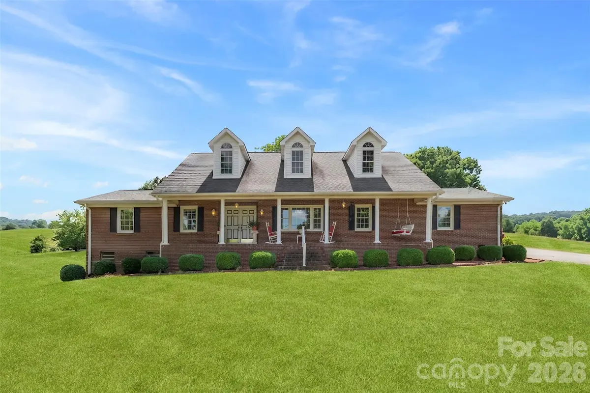 462 Patrick RD, Gastonia, NC 28056