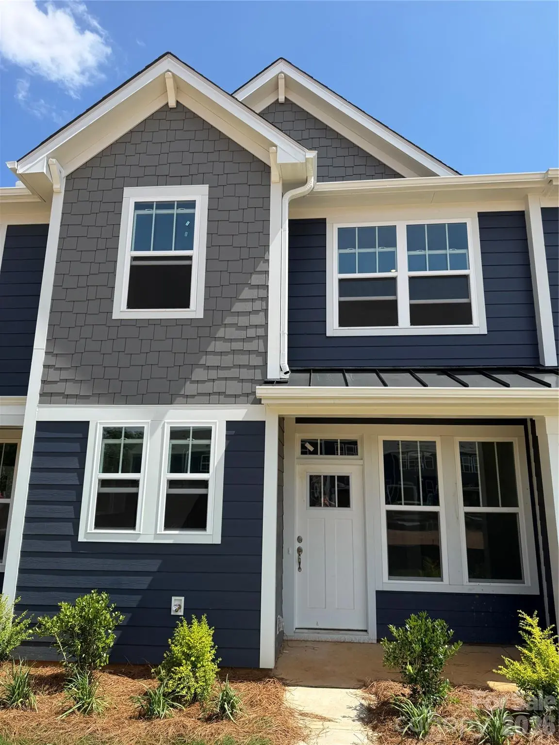 9031 Gulledge CT, Charlotte, NC 28262