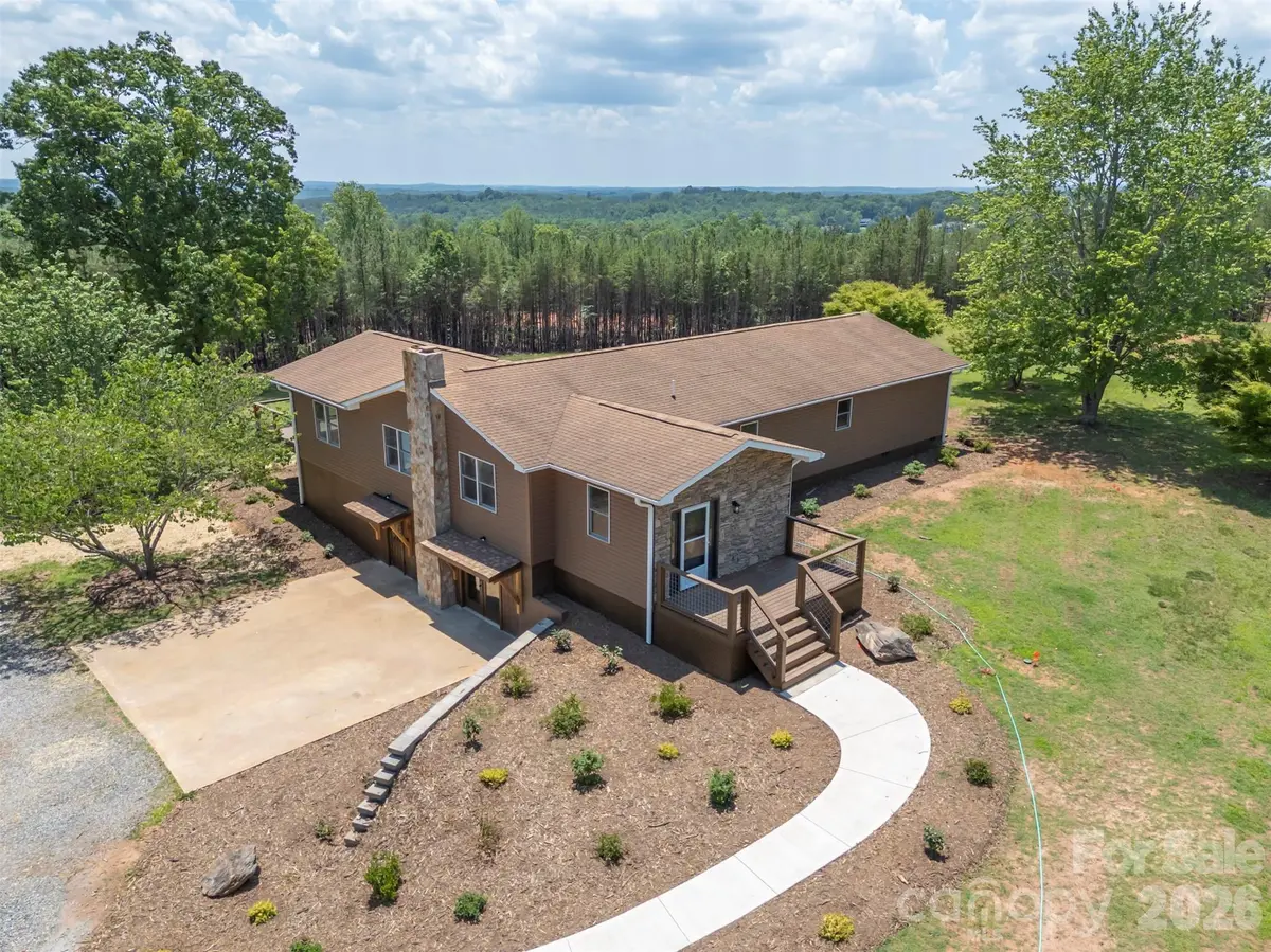 5732 S Nc 9 HWY, Tryon, NC 28782