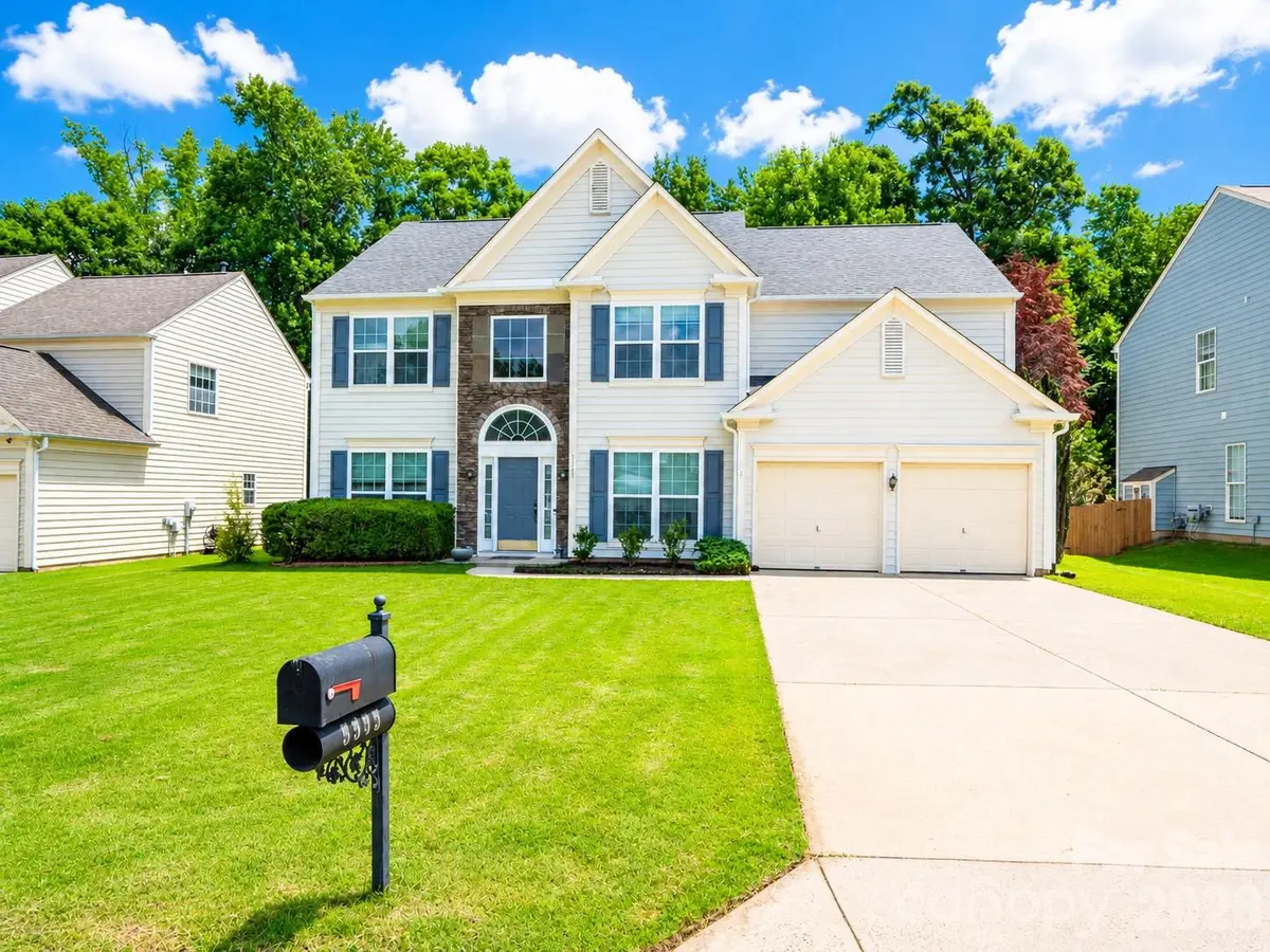 3543 Manor House DR, Charlotte, NC 28270