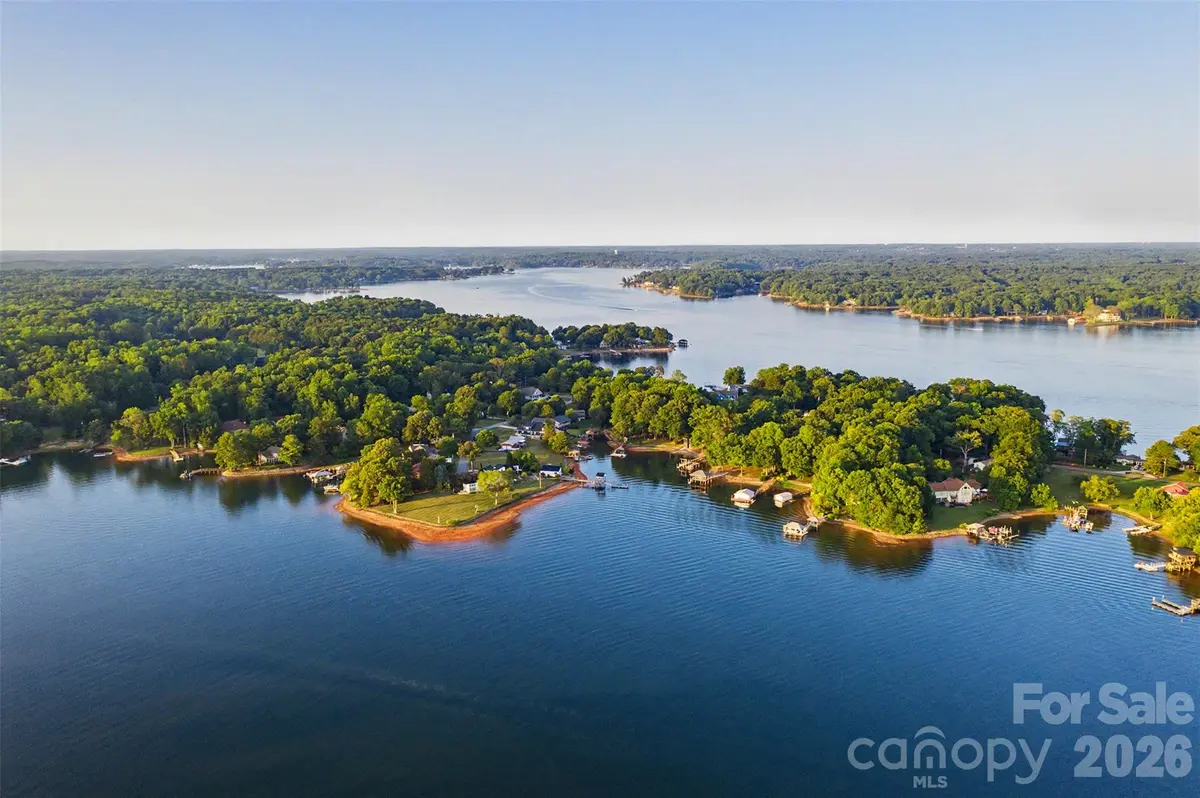 8535 Sylvan DR, Terrell, NC 28682
