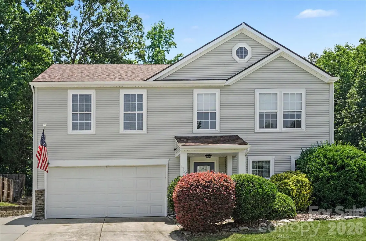 1729 Red Bird CIR, Concord, NC 28025