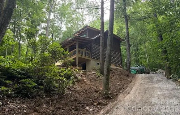 5 Marion DR, Maggie Valley, NC 28751