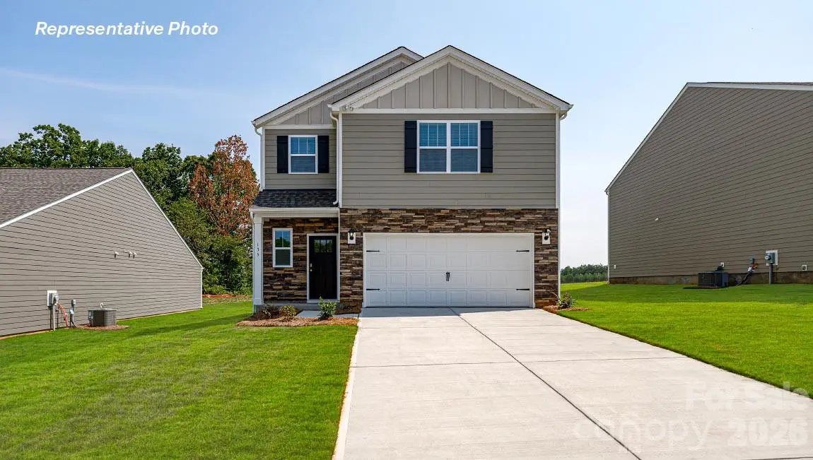 1425 7th Street DR NE, Hickory, NC 28601