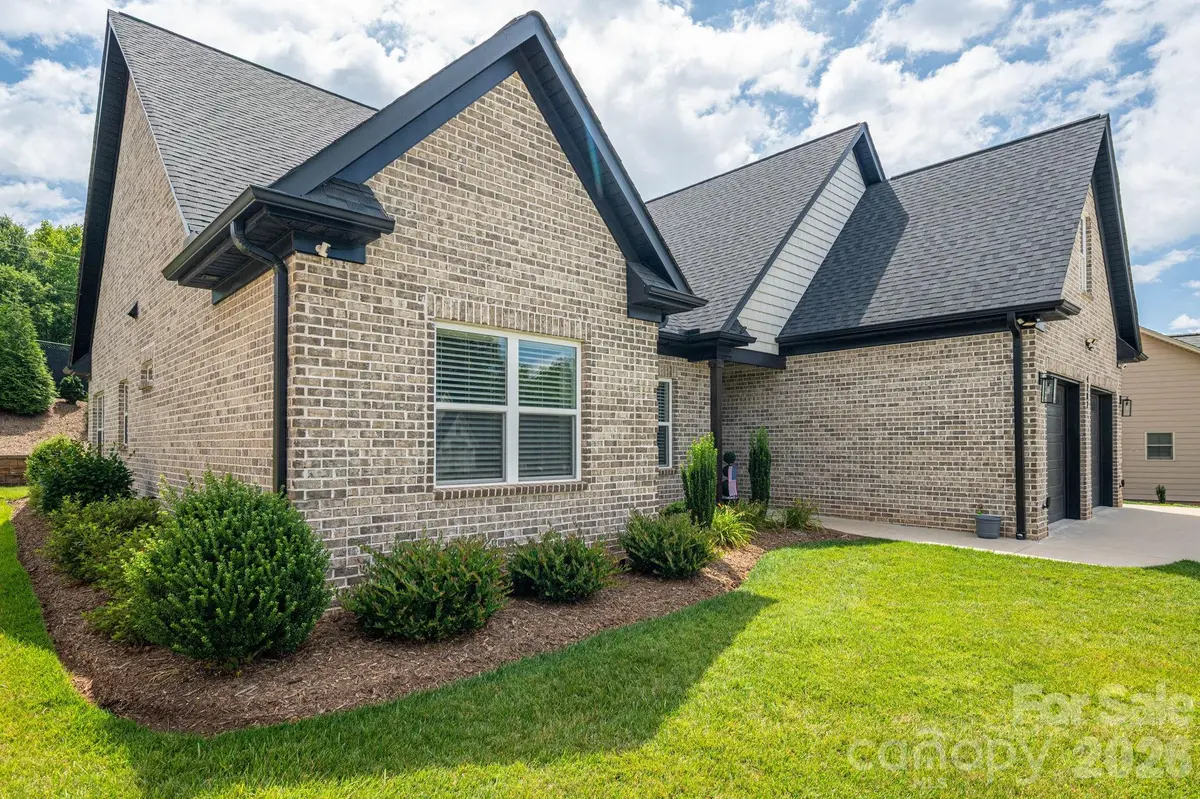 4282 Holly CIR NE, Conover, NC 28613