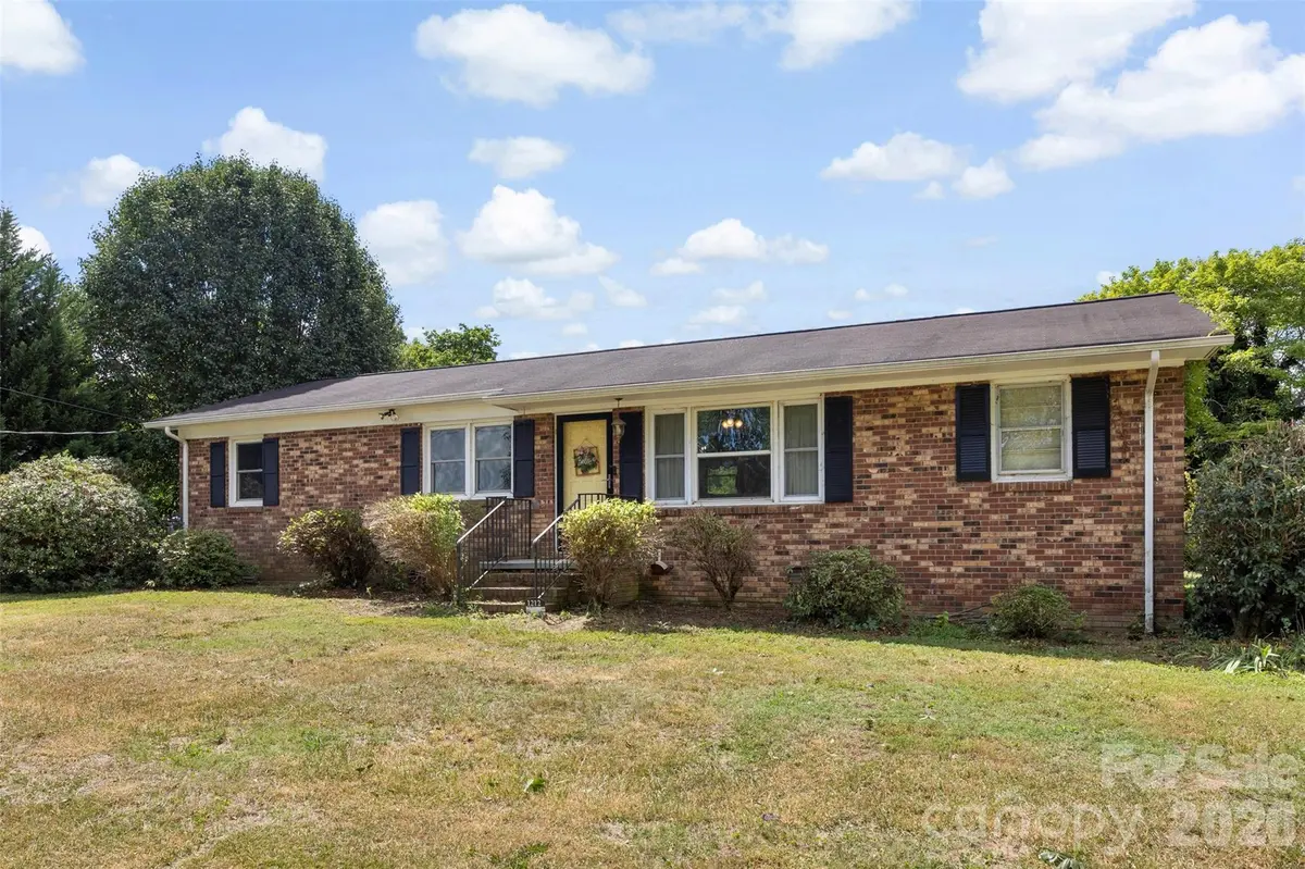 1212 New Prospect Church RD, Shelby, NC 28150