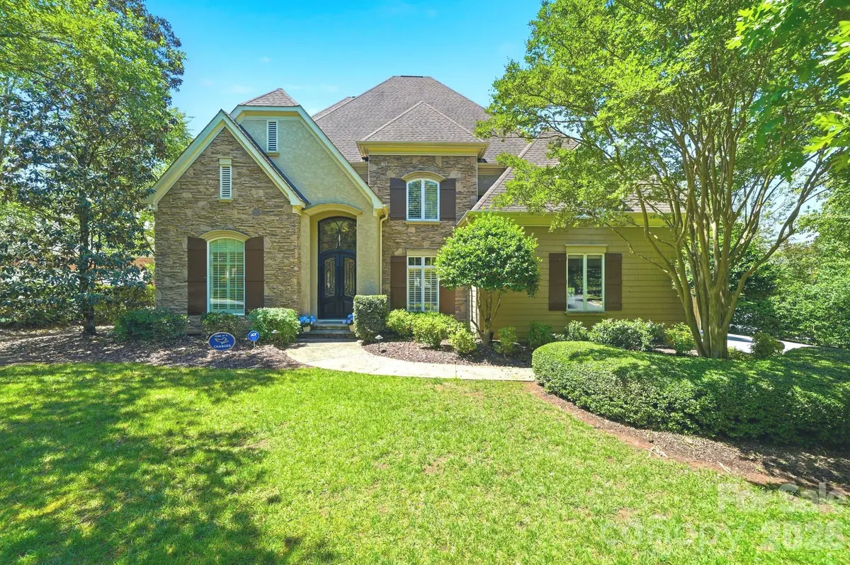 11120 Mcclure Manor DR, Charlotte, NC 28277