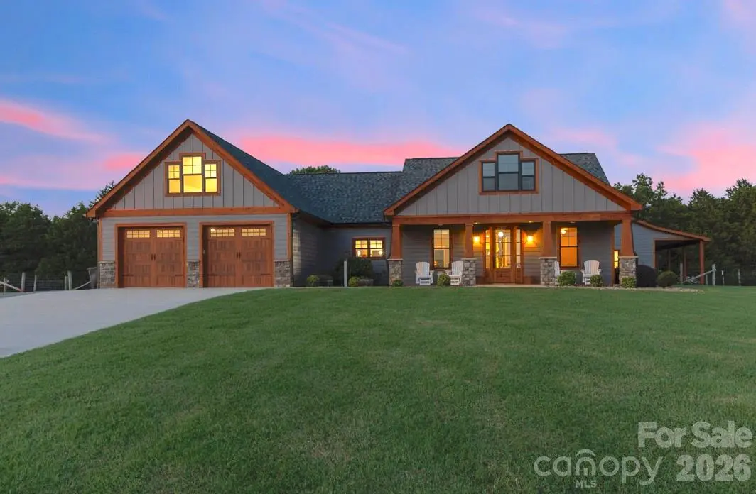 178 Key Farmstead LN, Lincolnton, NC 28092