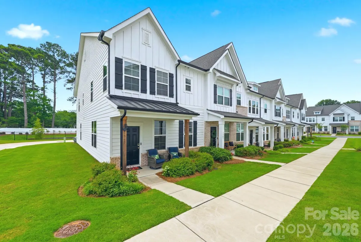 1943 Plath Top RD #30, Rock Hill, SC 29732