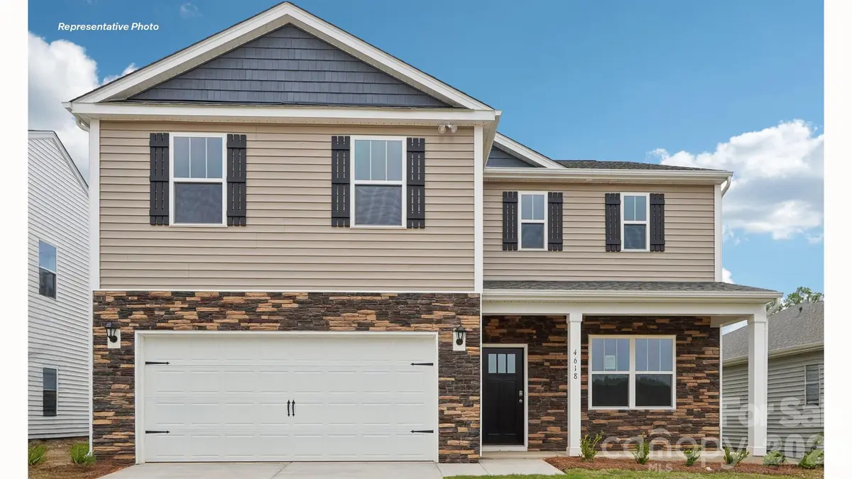 1126 Candy DR, Statesville, NC 28677