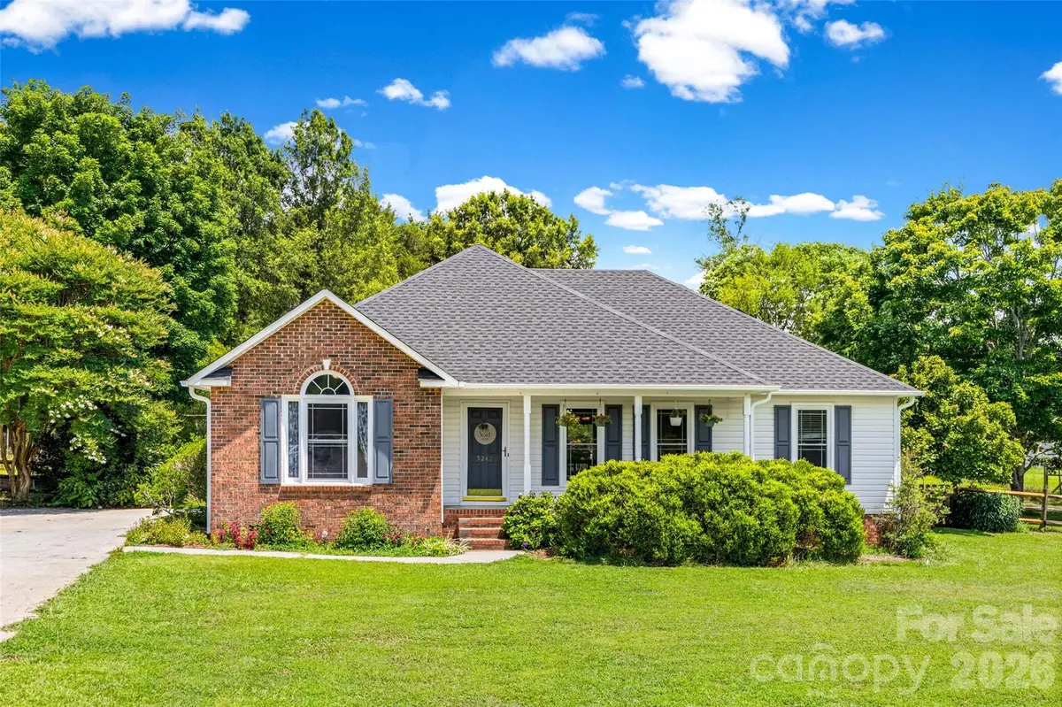 5240 Spring GLN, York, SC 29745