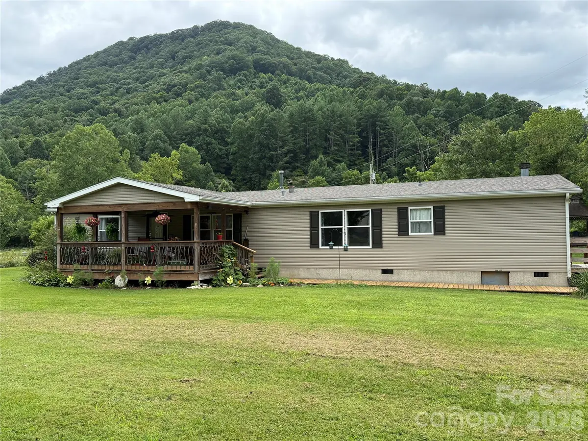 10755 NC 209 HWY, Hot Springs, NC 28743