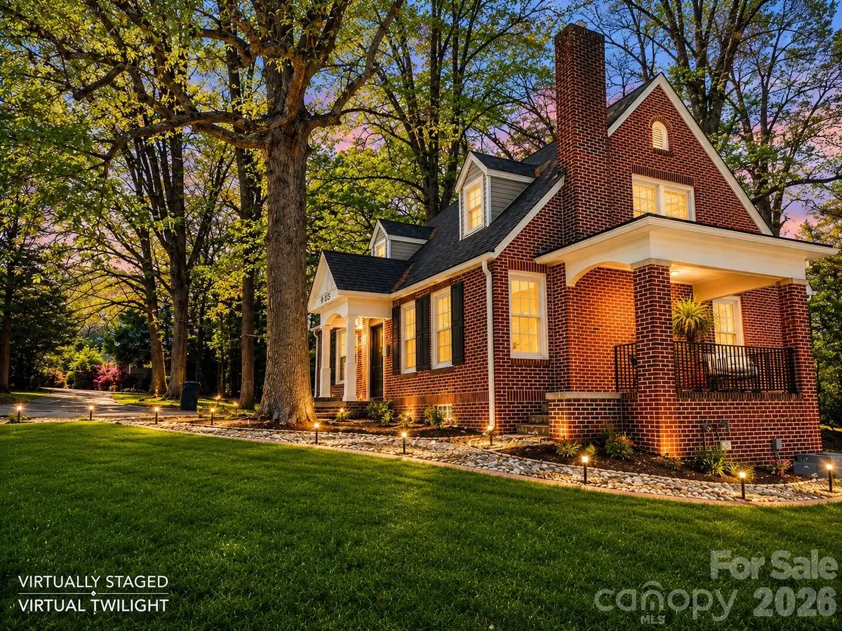625 4th Street DR NW, Hickory, NC 28601