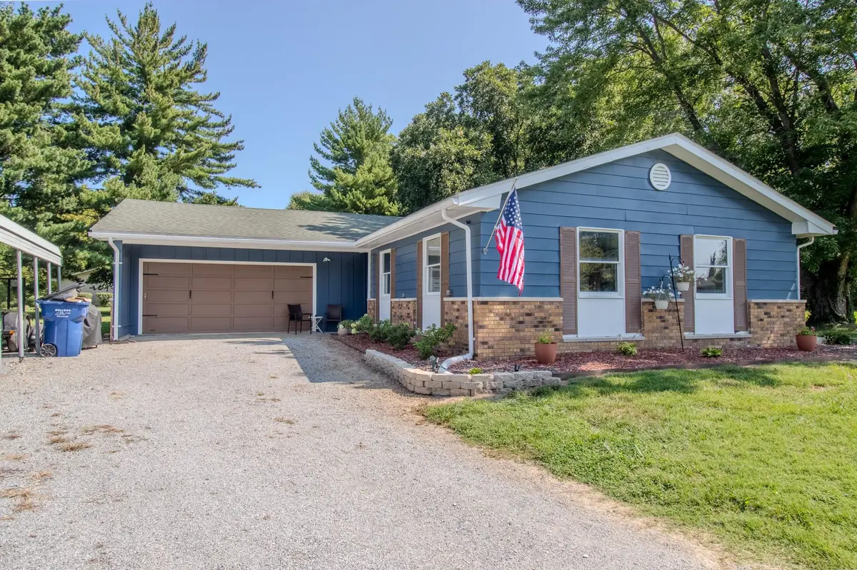 5 Saulsbury CIR, West Frankfort, IL 62896
