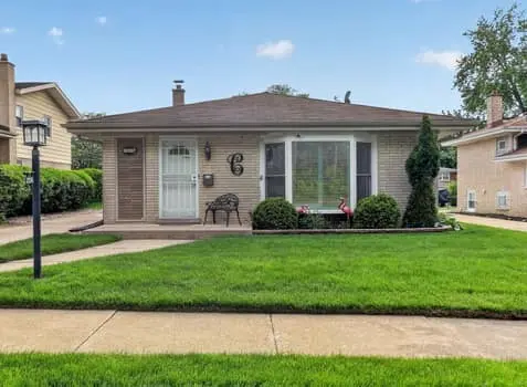 2936 Sunnyside AVE, Westchester, IL 60154