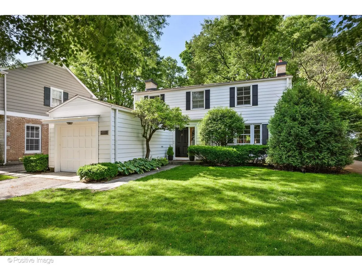2237 Greenwood AVE, Wilmette, IL 60091