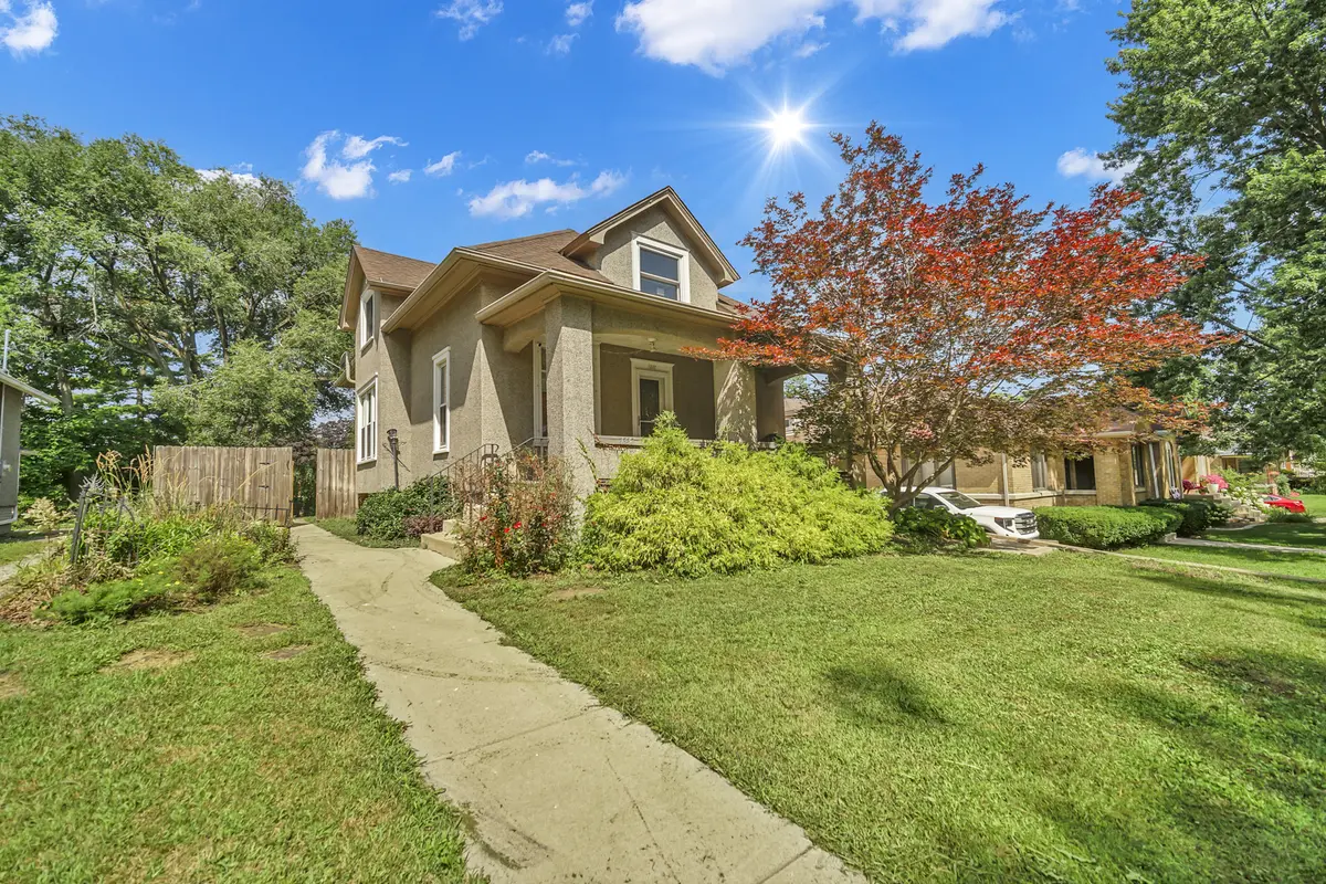 1337 Campbell AVE, Lasalle, IL 61301