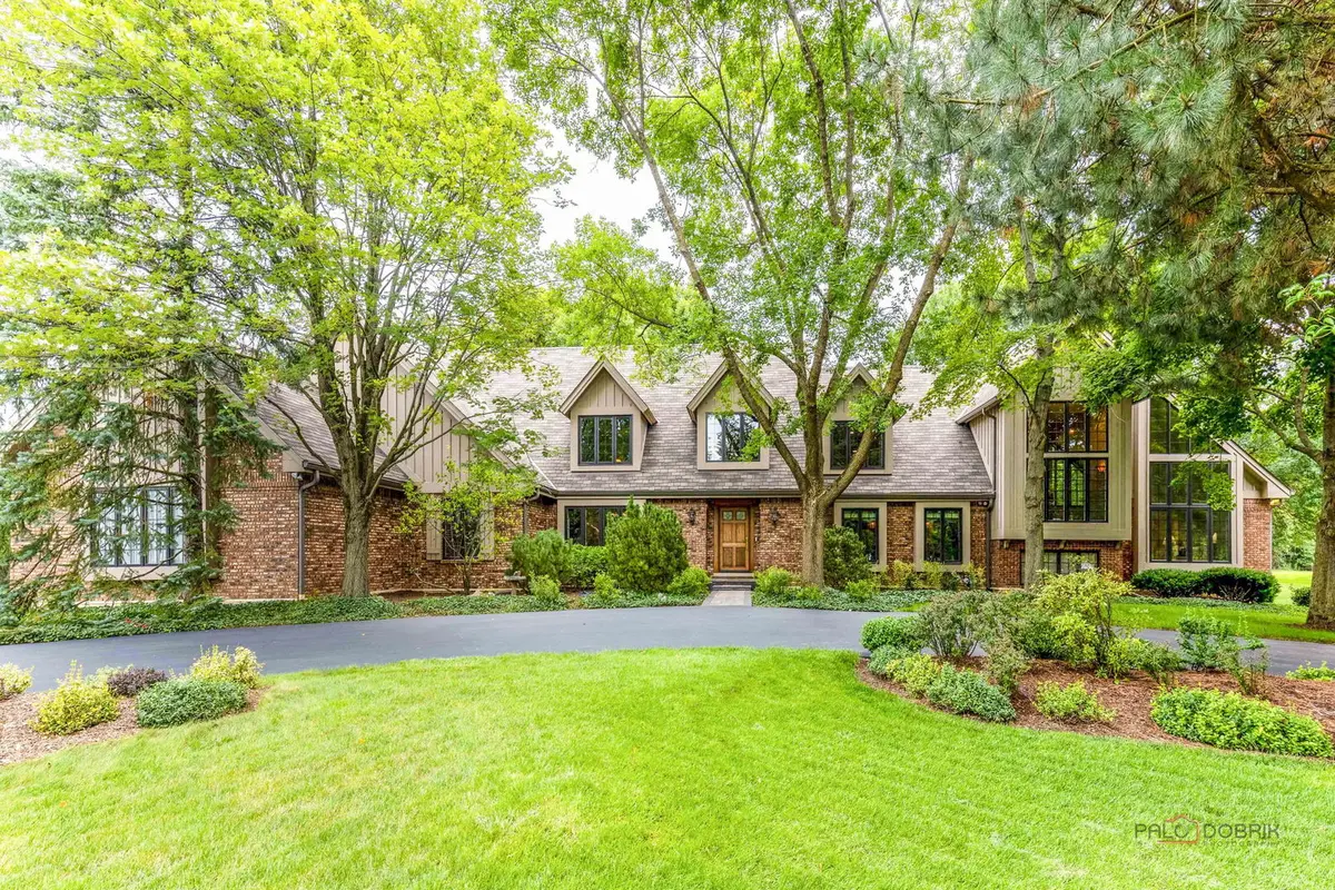 15 Shoreside DR, South Barrington, IL 60010