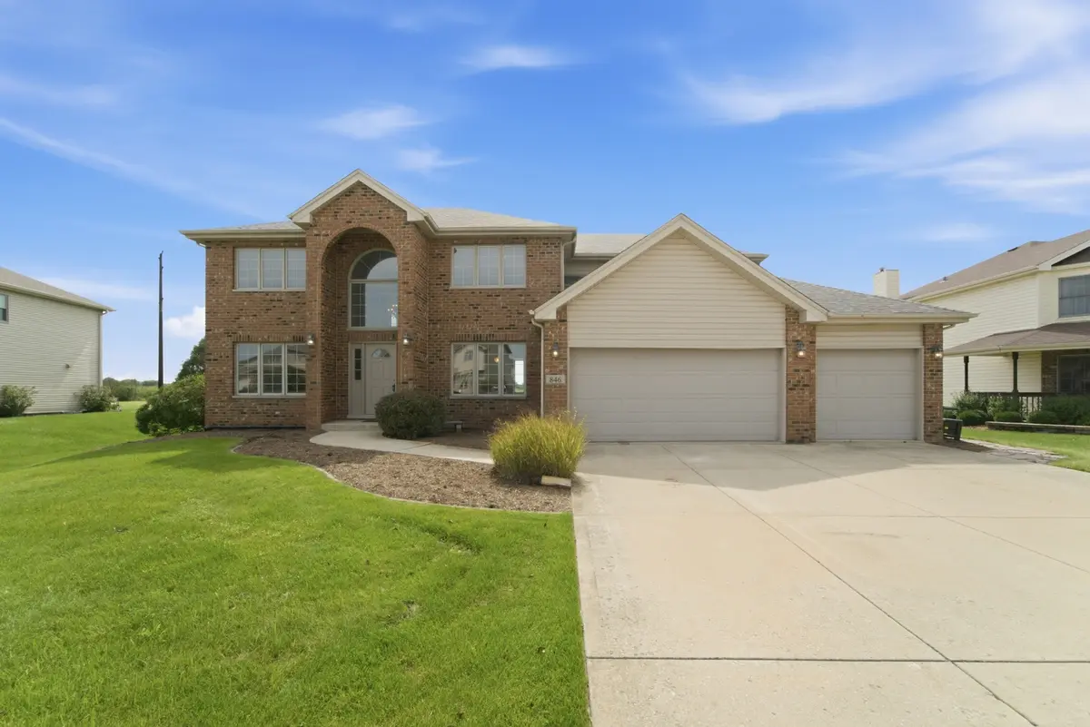 846 Coyote TRL, Manteno, IL 60950
