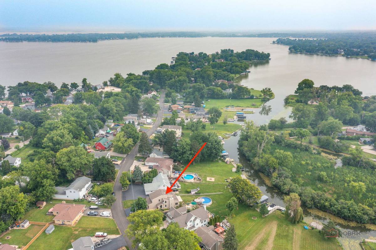 36701 N Lake ST, Ingleside, IL 60041