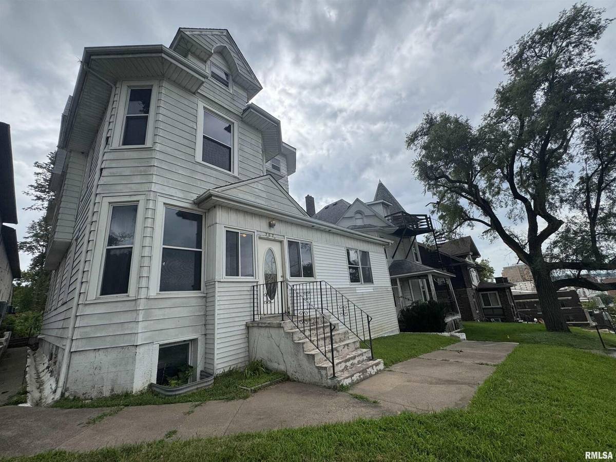 707 Brady ST, Davenport, IA 52803