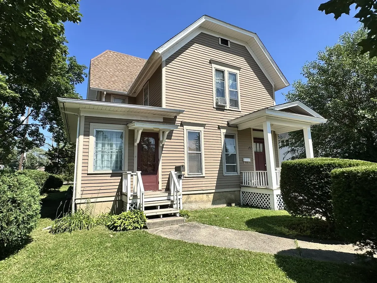 419-421 N Spring ST, Elgin, IL 60120