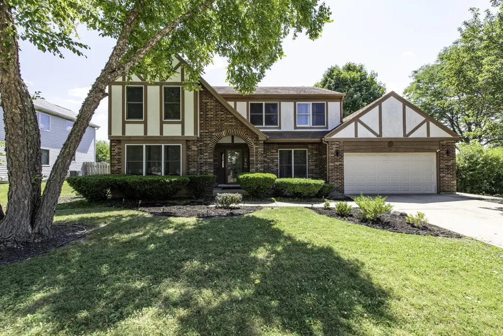 364 Churchill LN, Gurnee, IL 60031