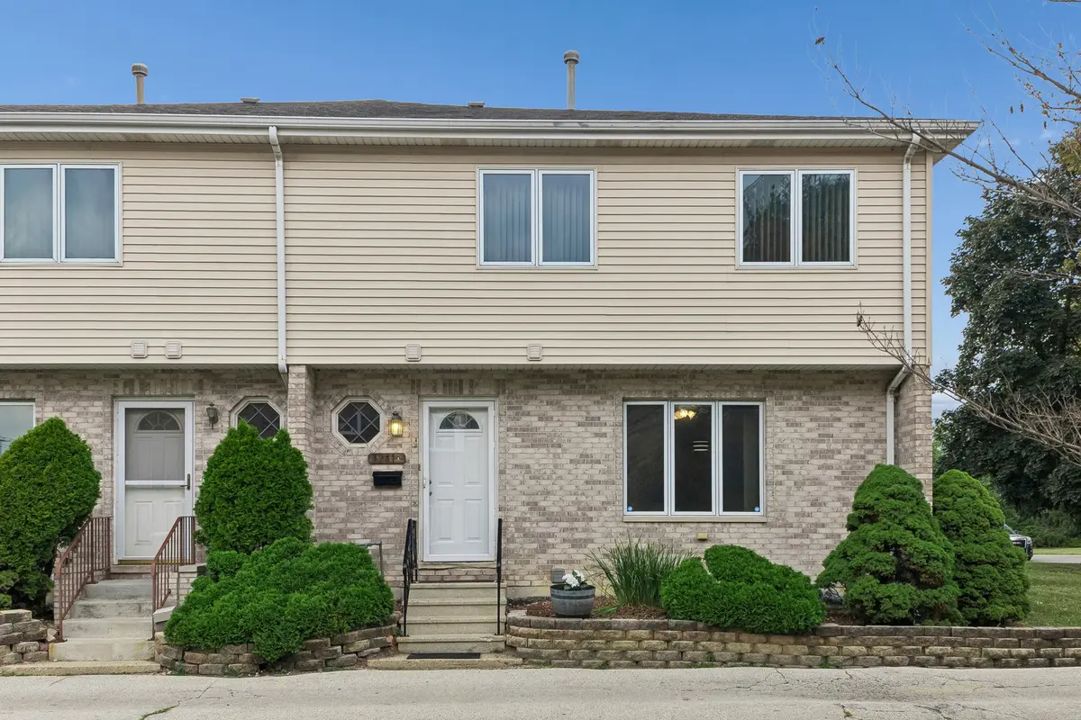 4241 Lindenwood DR #A, Matteson, IL 60443