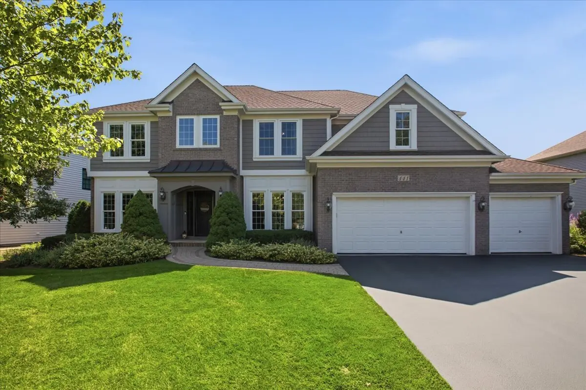 441 N Sycamore LN, North Aurora, IL 60542