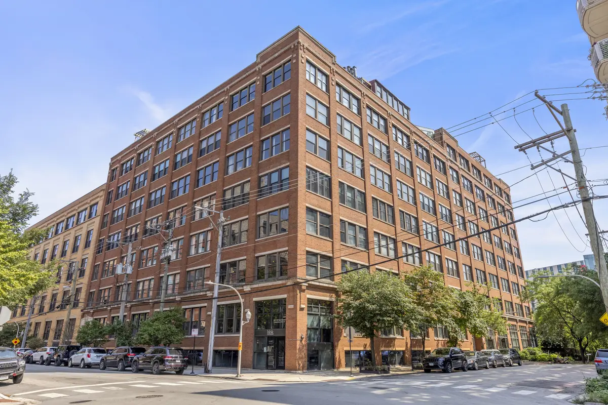 913 W Van Buren ST #5D, Chicago, IL 60607