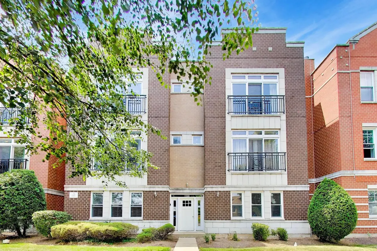 2200 N Natchez AVE #3N, Chicago, IL 60707