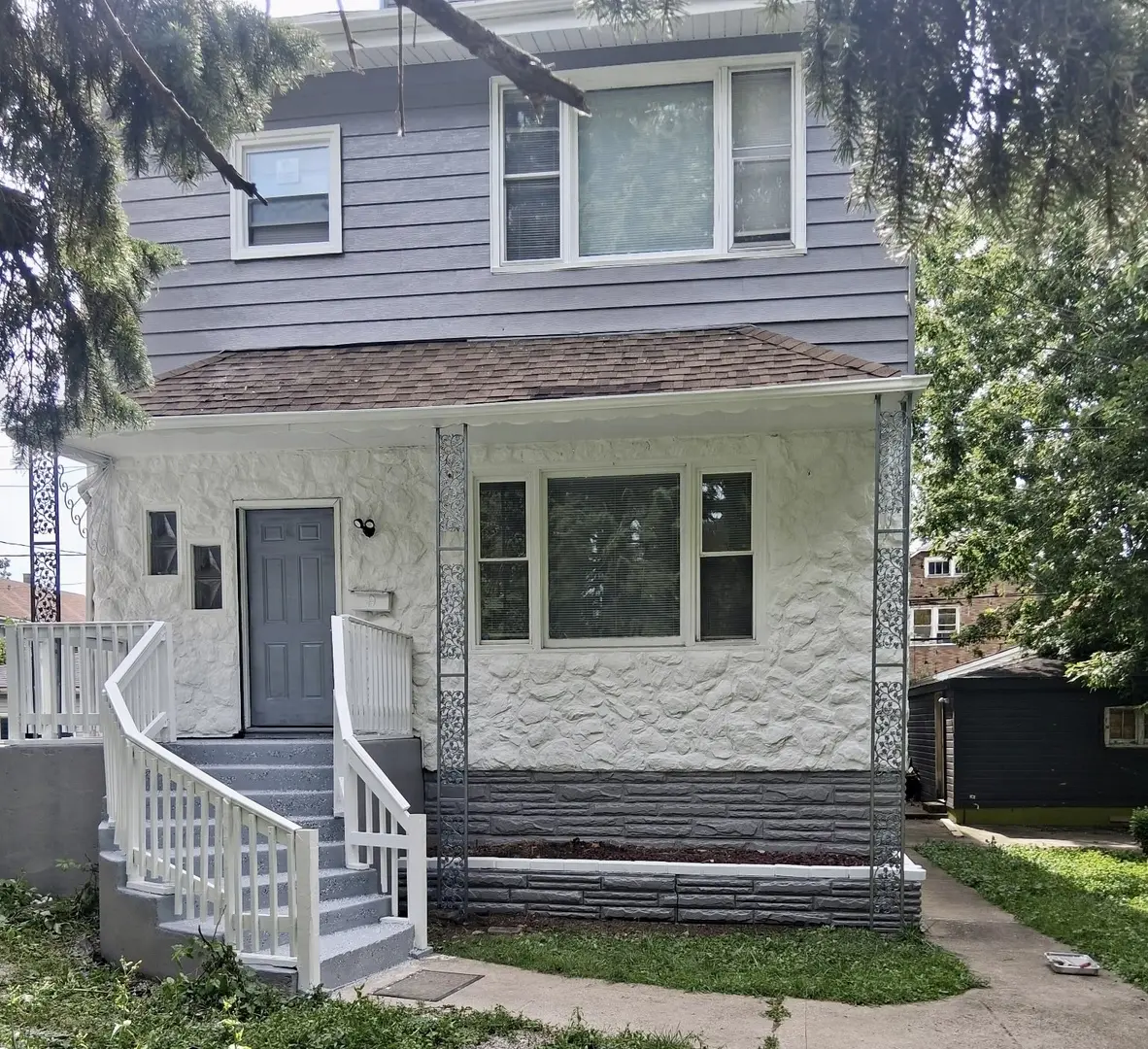 8518 S Muskegon AVE, Chicago, IL 60617
