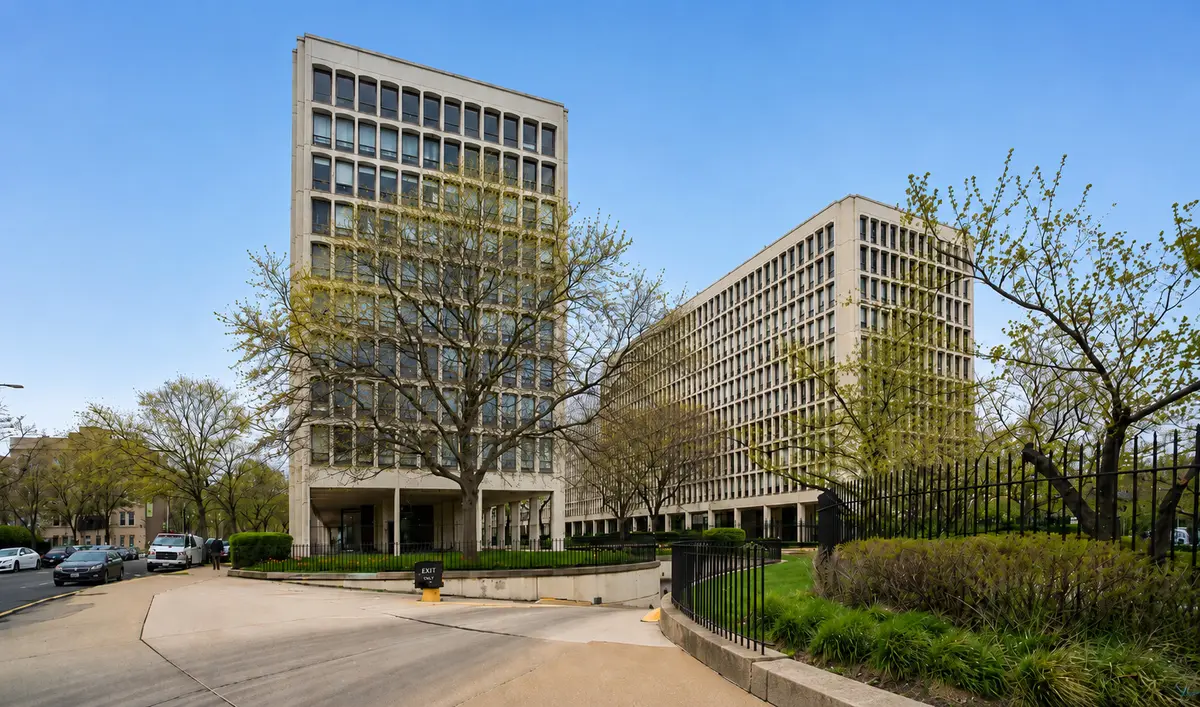 1400 E 55th PL #1001S, Chicago, IL 60637