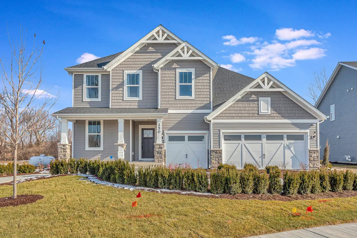 13008 S Twin Pines LN, Plainfield, IL 60585