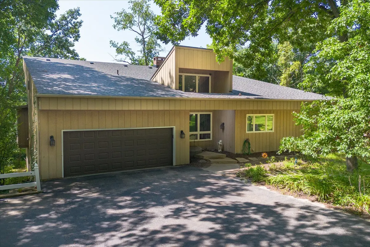 605 Sherwood GLN, Princeton, IL 61356