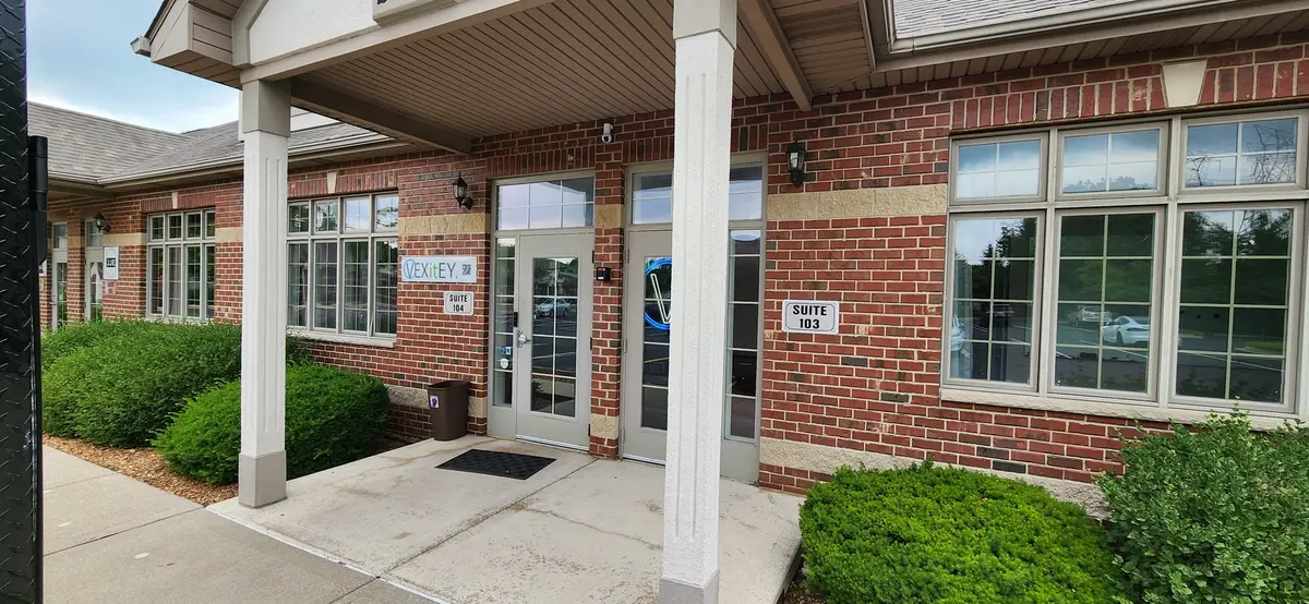 2541 Division ST #103-104, Joliet, IL 60435