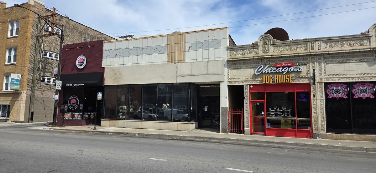 2414 N Lincoln AVE, Chicago, IL 60614