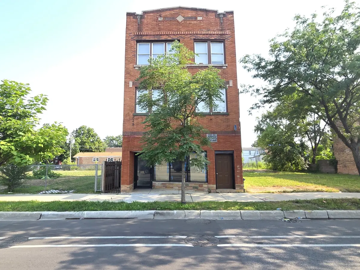 1943 W 63rd ST #2, Chicago, IL 60636