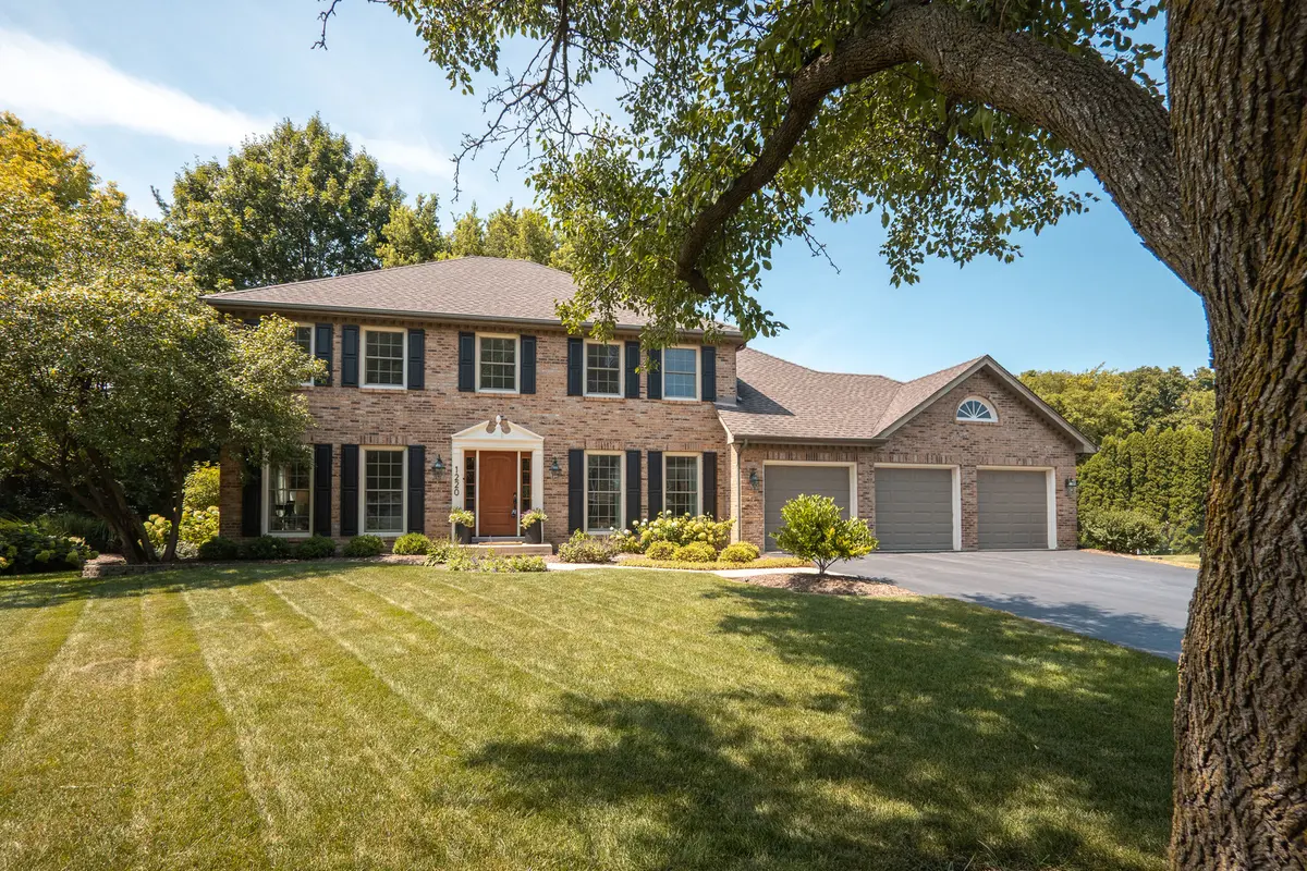 1220 Croydon CT, Geneva, IL 60134