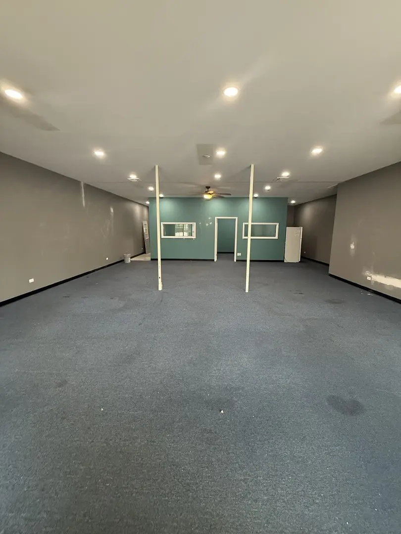 7105 Virginia RD #3, Crystal Lake, IL 60014