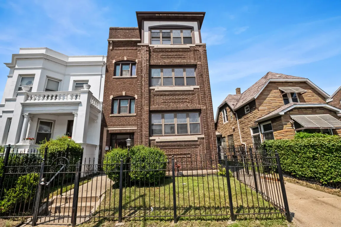 6144 S Indiana AVE #3F, Chicago, IL 60637