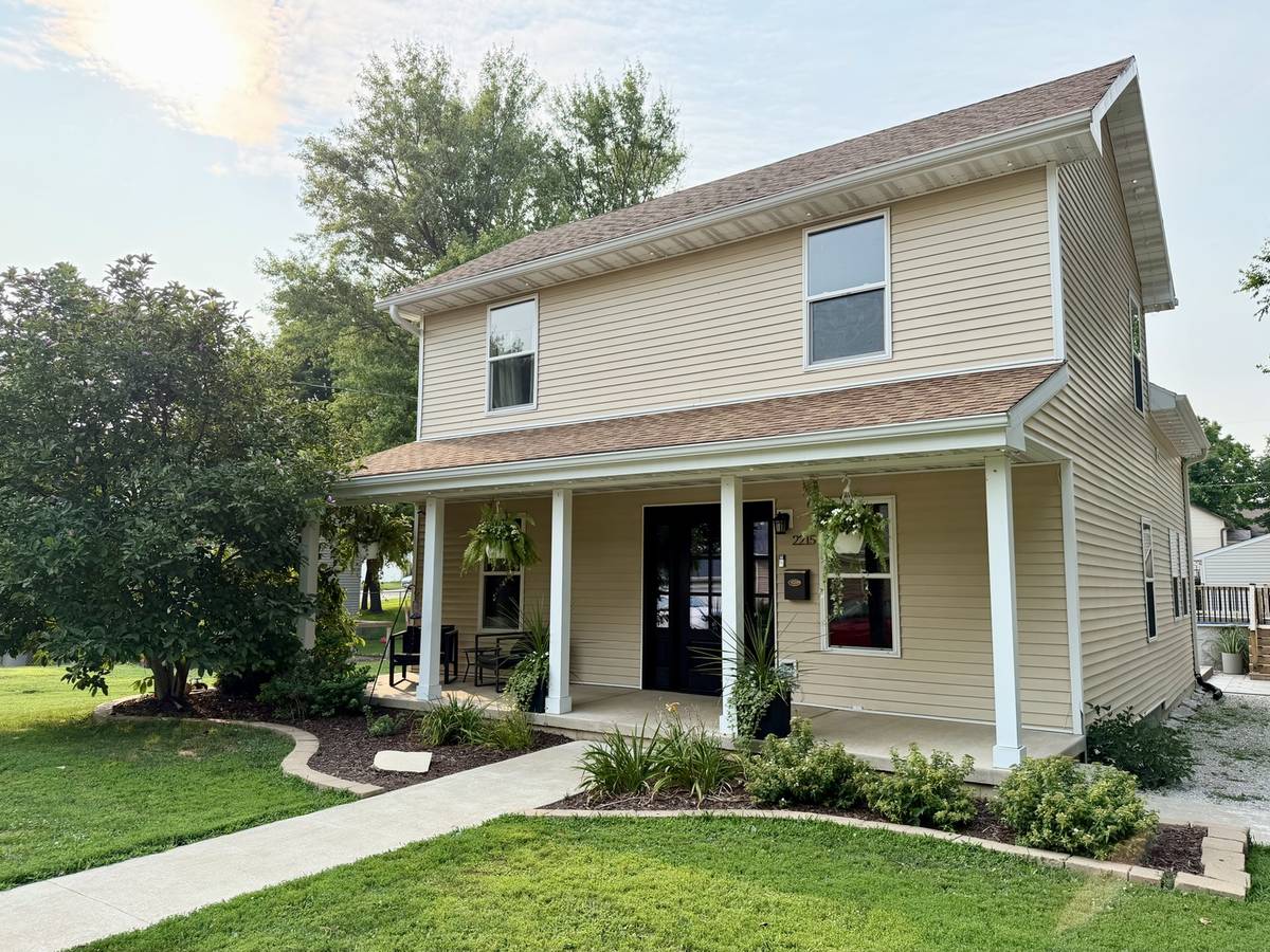 2215 State ST, Peru, IL 61354