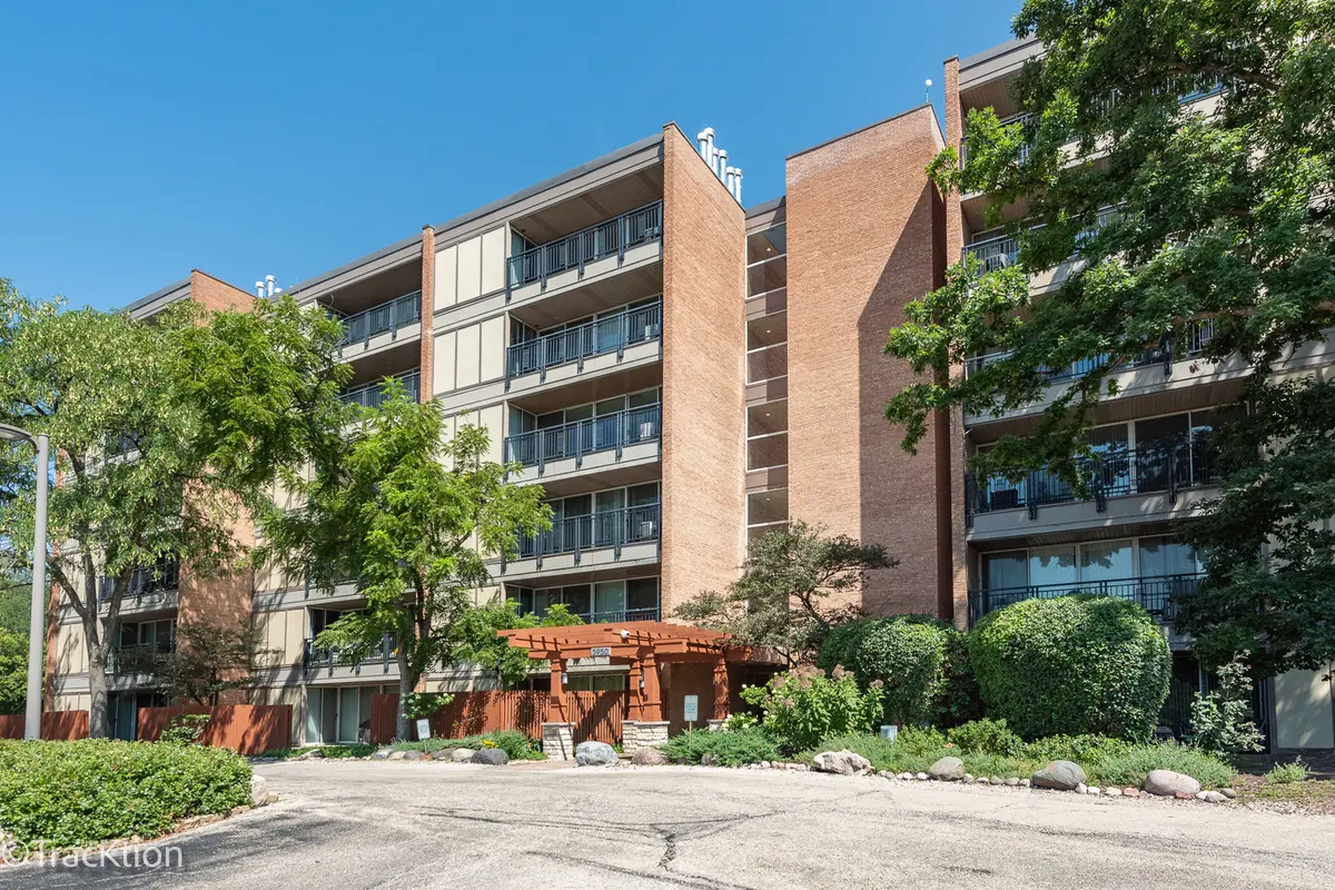 5950 Oakwood DR #1H, Lisle, IL 60532