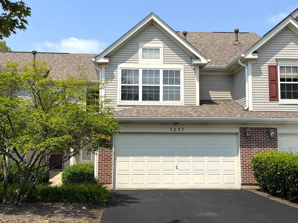 3257 Cool Springs CT, Naperville, IL 60564