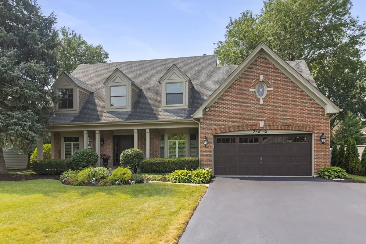26W445 Churchill RD, Winfield, IL 60190