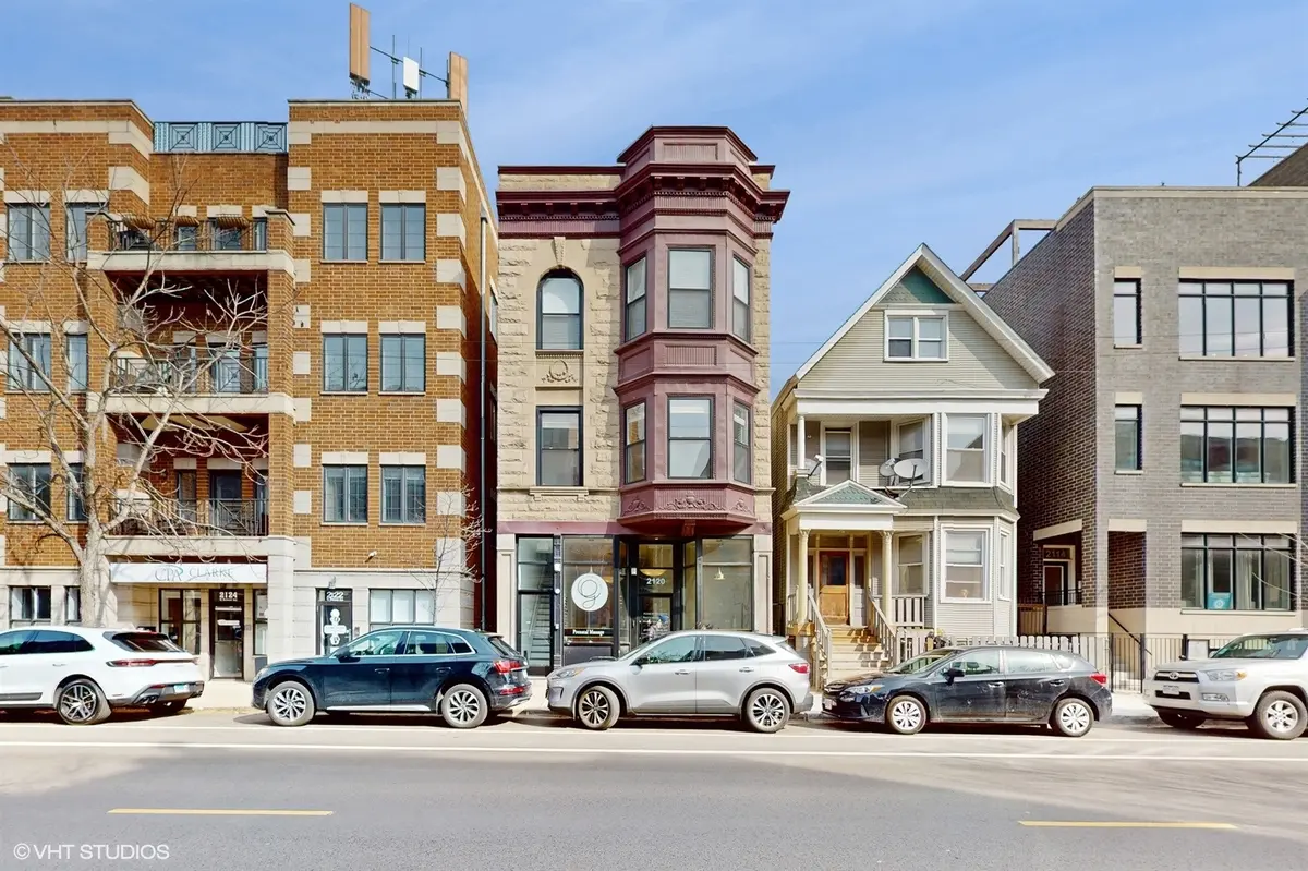 2120 W Belmont AVE #3F, Chicago, IL 60618